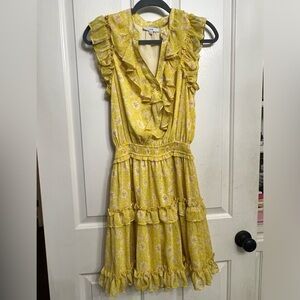 Fate yellow floral short dress. Size Small.
